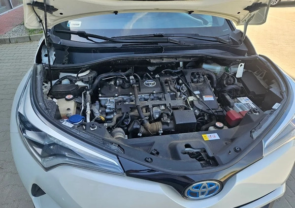 Toyota C-HR cena 79500 przebieg: 108013, rok produkcji 2018 z Nowy Tomyśl małe 232